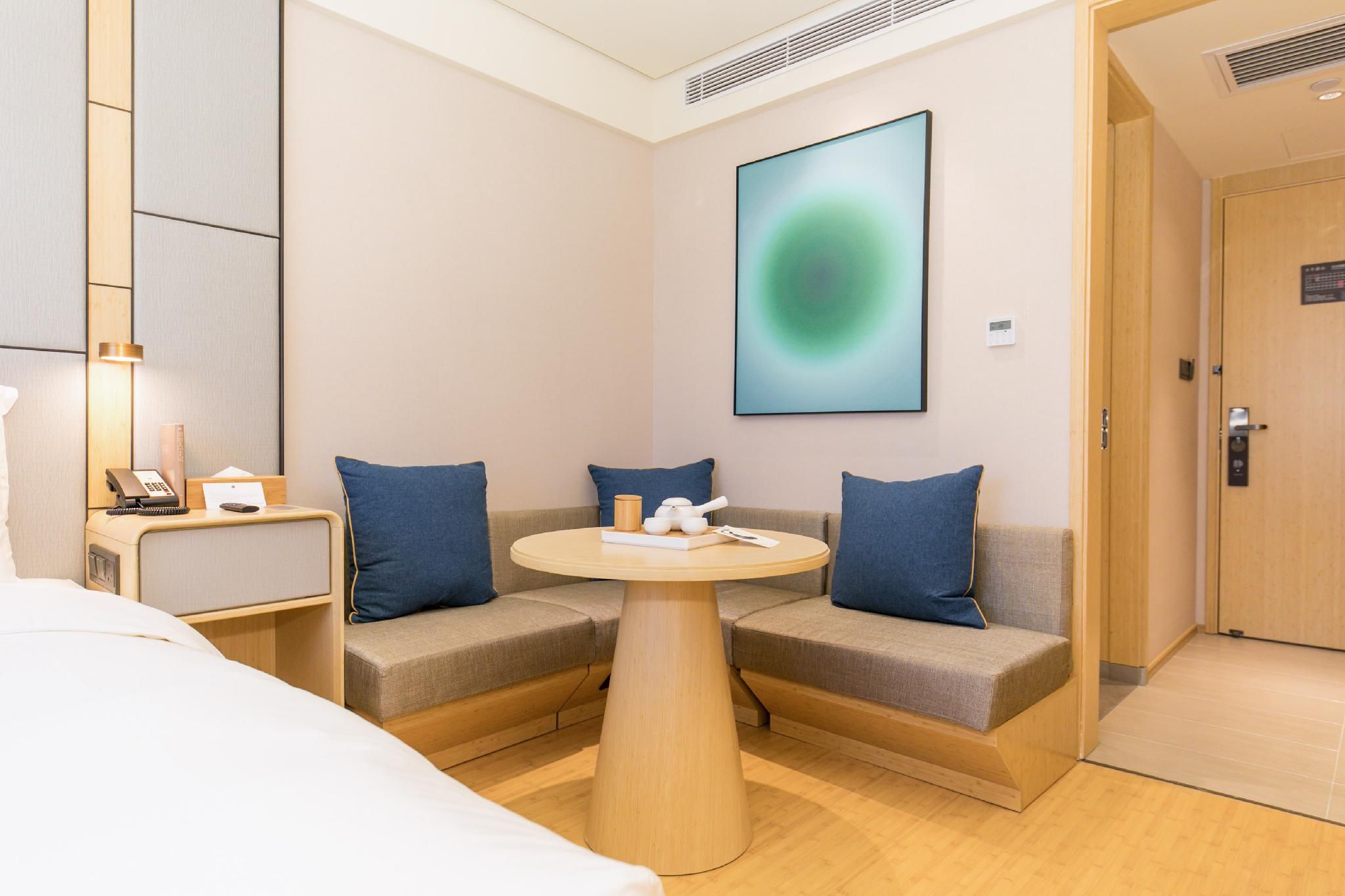 Huazhu - Superior BedRoom