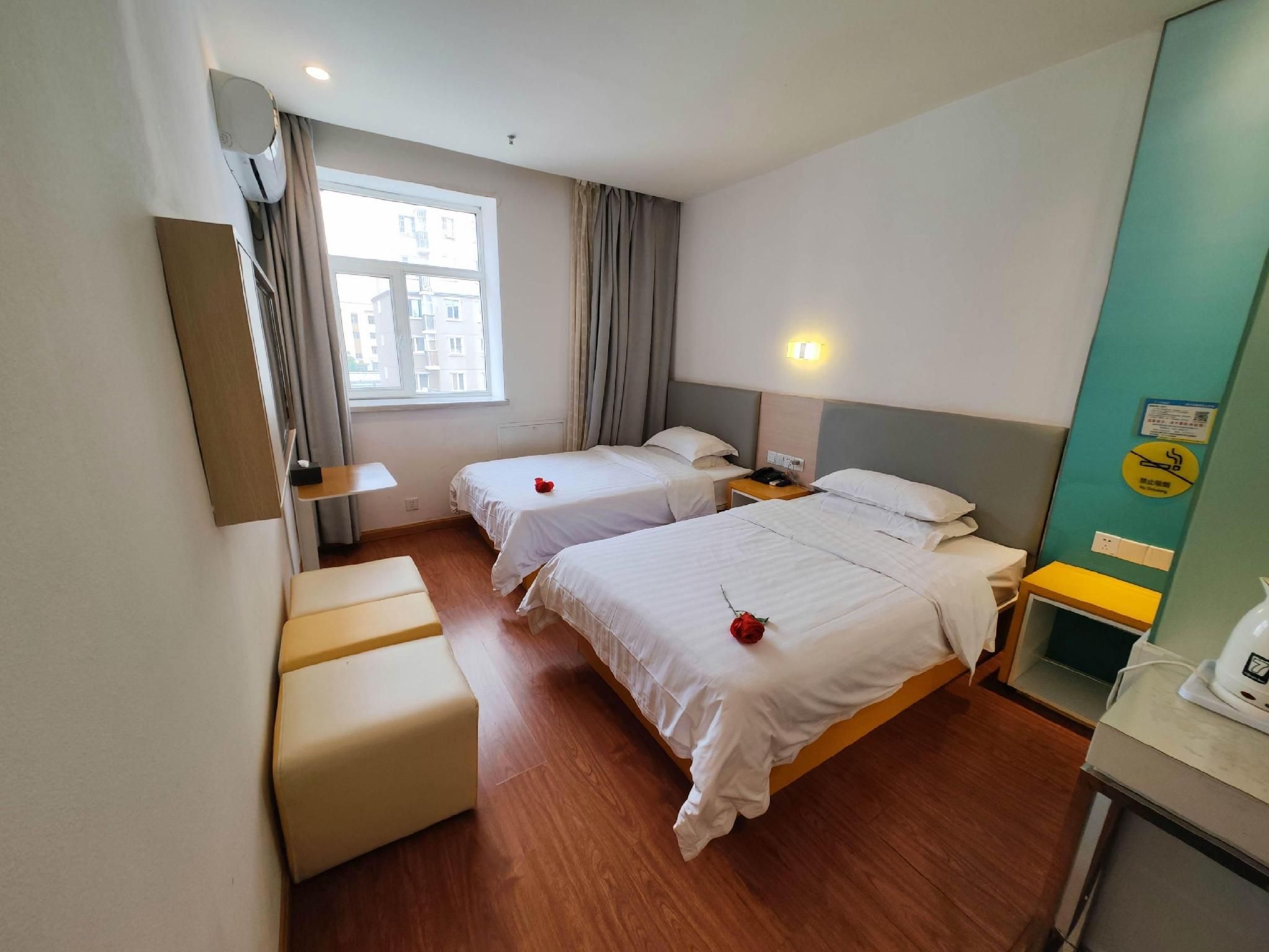 Select Twin Room