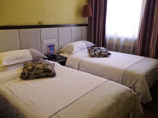 Twin Bussiness Room