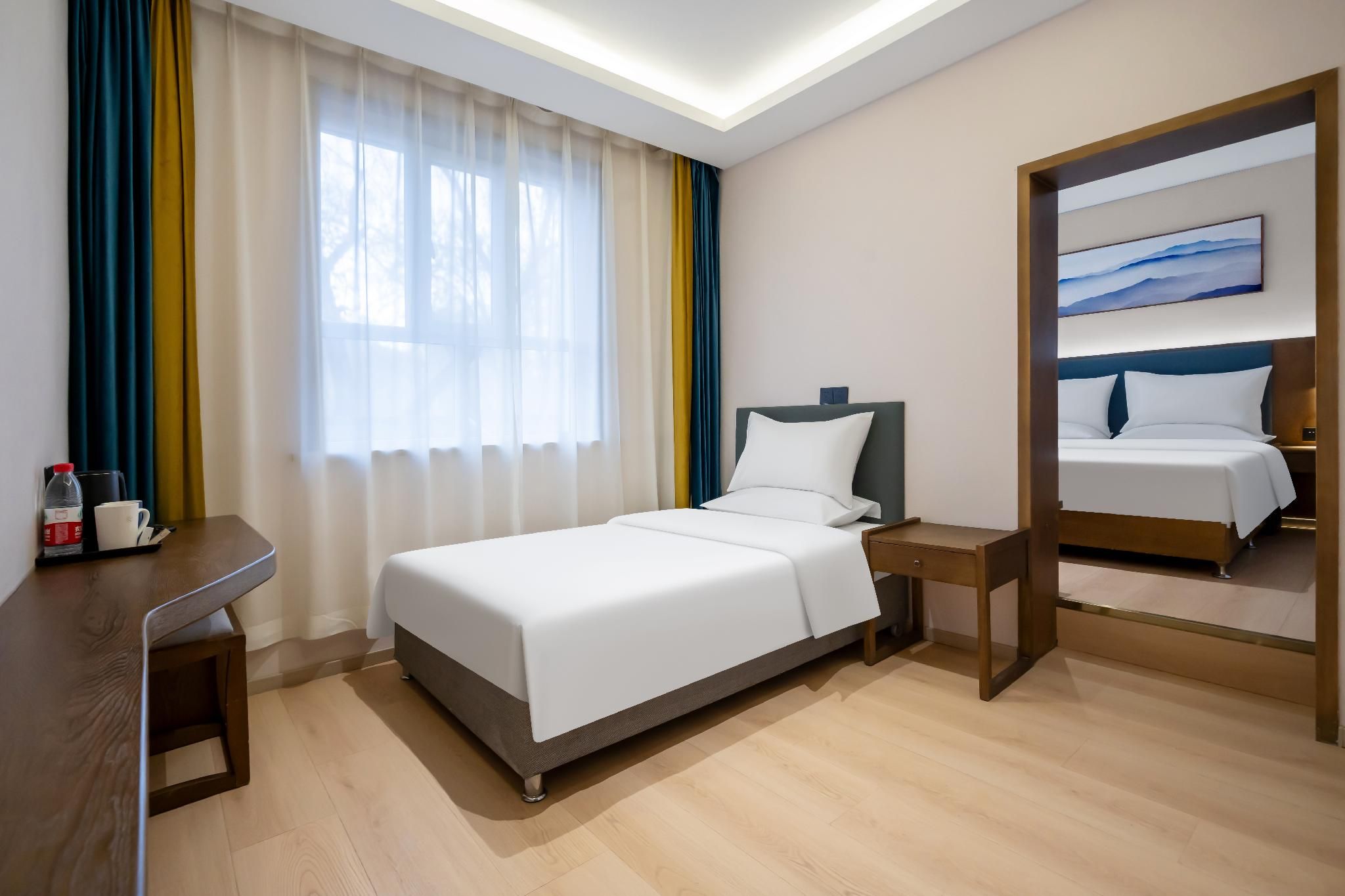 Huazhu - Starway Bonding Room