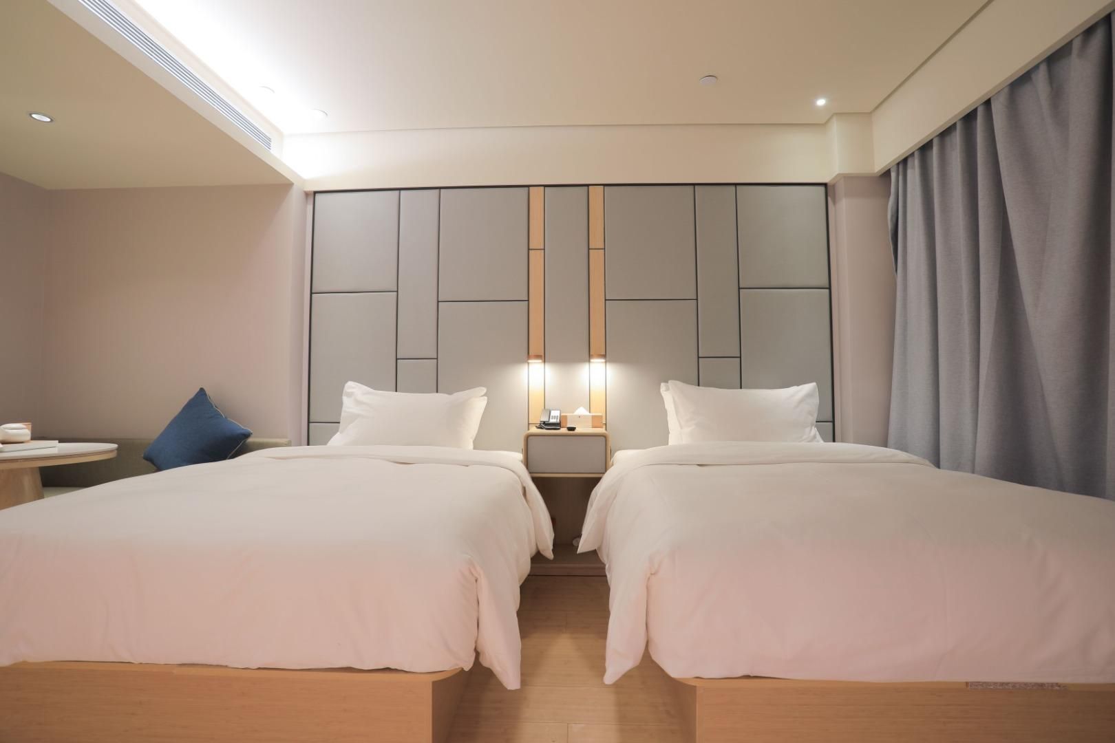 SHUYA Superior Twin Room