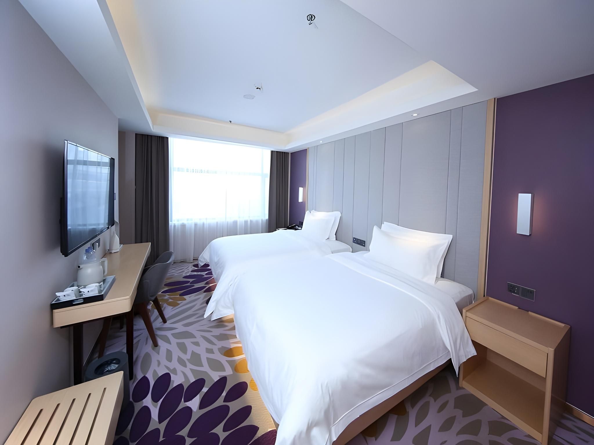 WH - Deluxe Room Twin