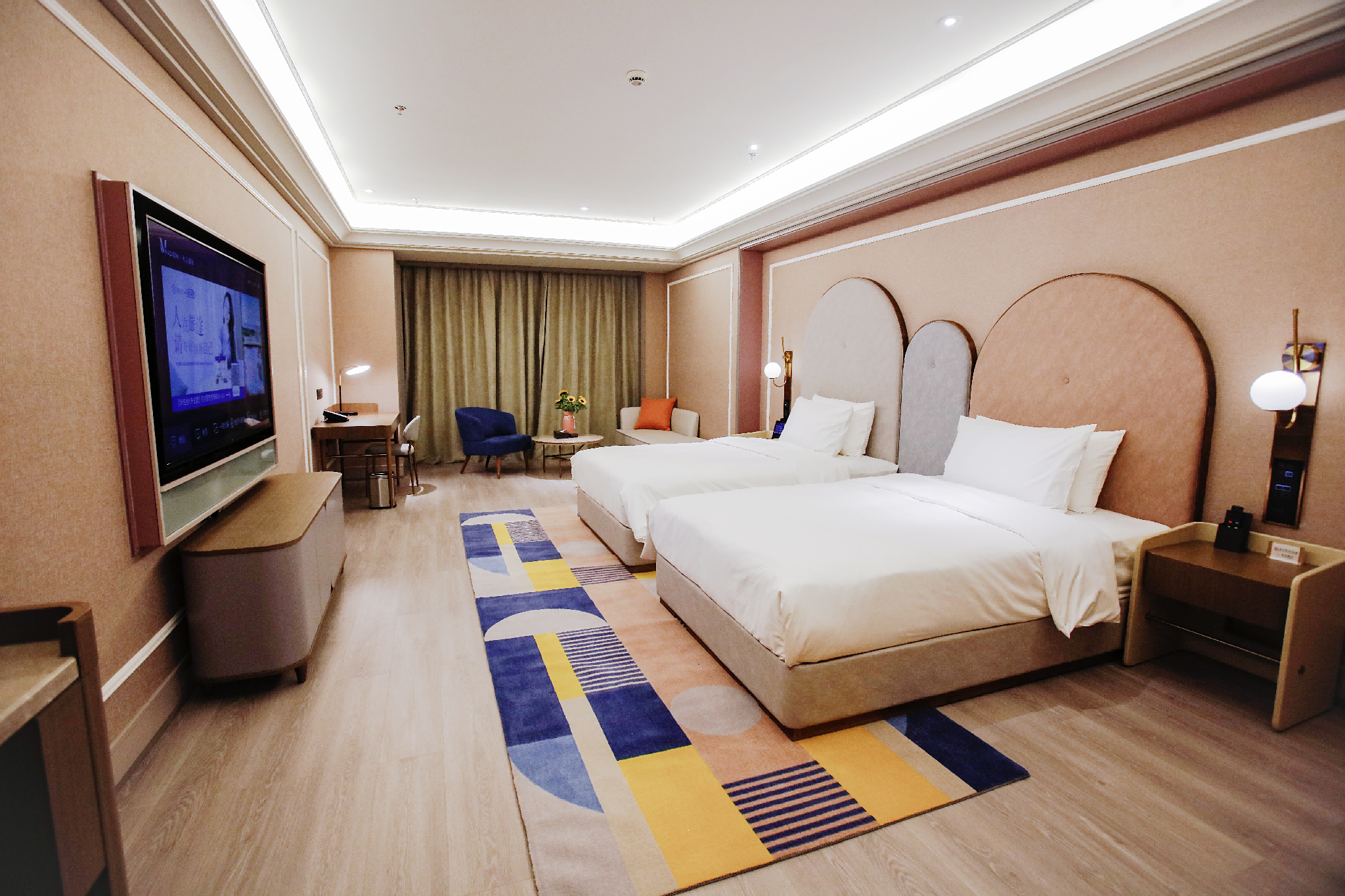 Huazhu - Business Twin Room