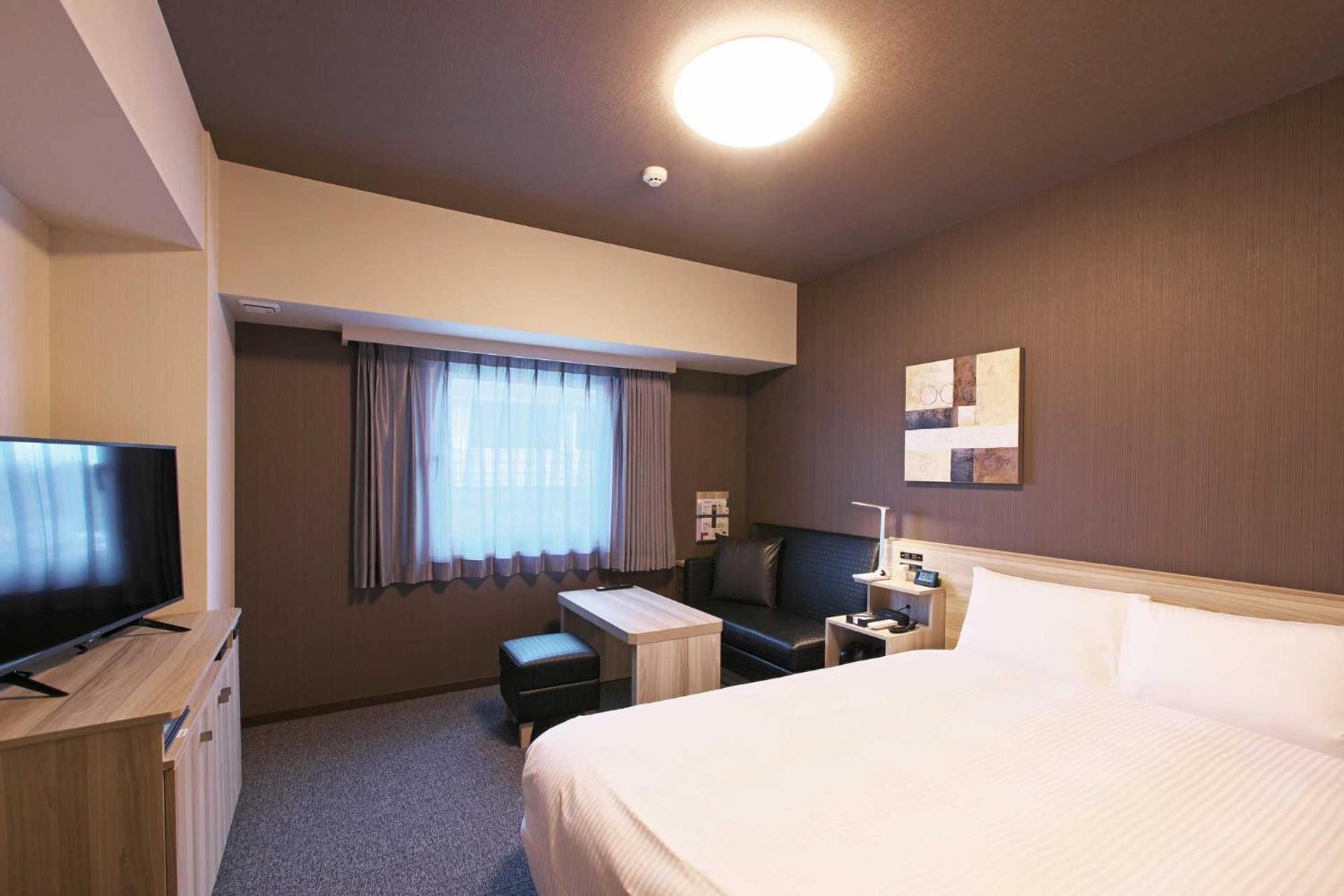 Double Room with Small Double Bed - Smoking - Heated Tobacco Only