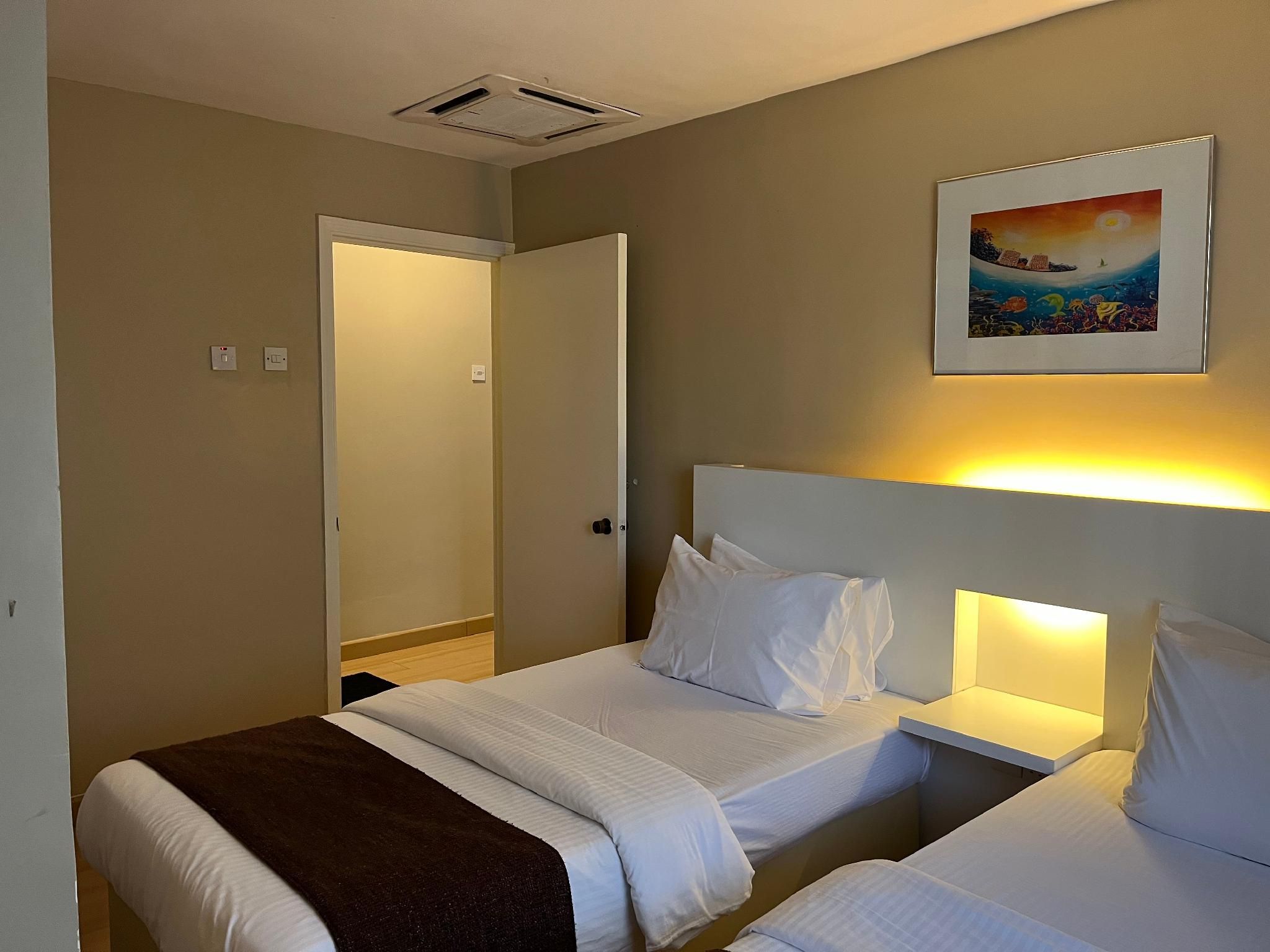 2 Bedroom Apartment, Balcony