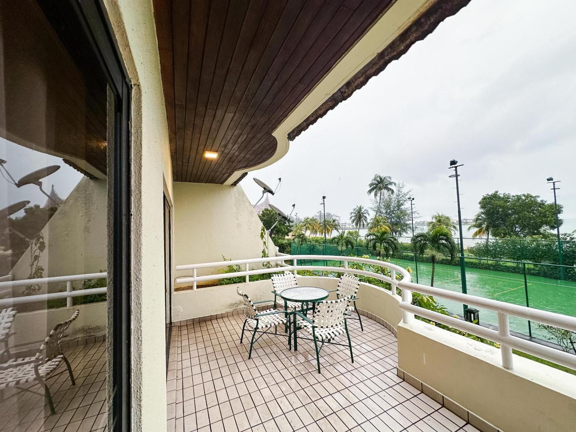 Three-Bedroom Apartment with Sea View