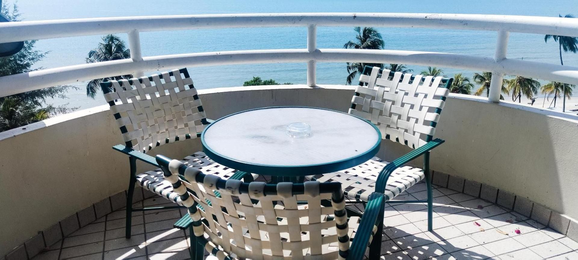 Three-Bedroom Apartment - Oceanfront