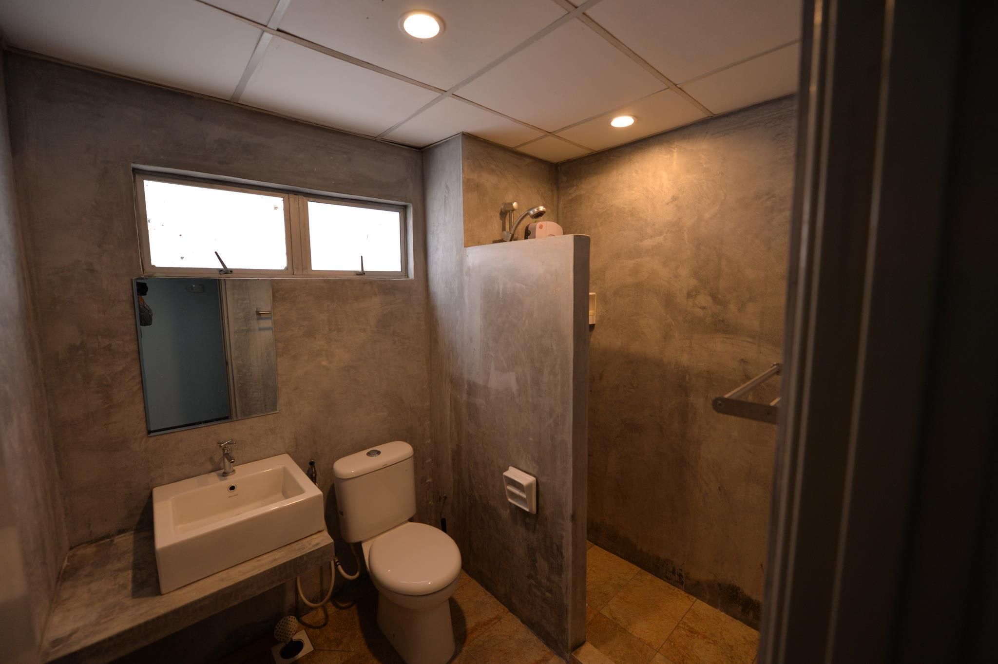 3-Bedroom Sea View Apartment