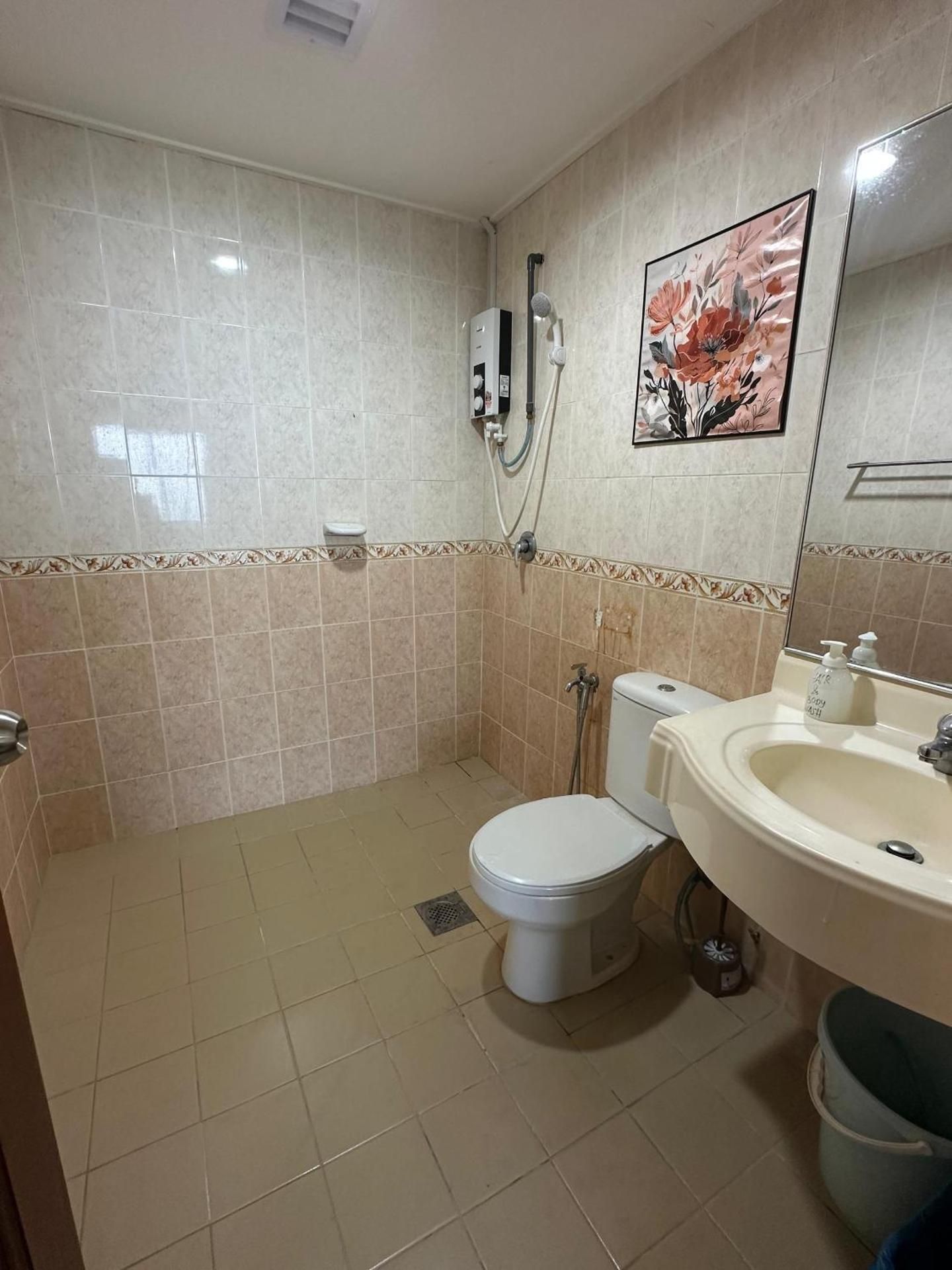 Three-Bedroom Apartment with Sea View