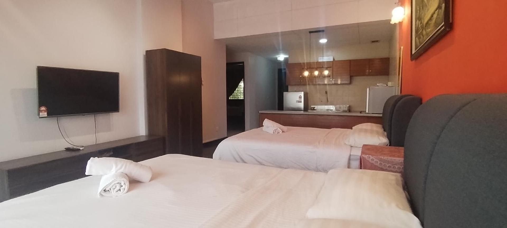 One-Bedroom Apartment with Sea View and Balcony