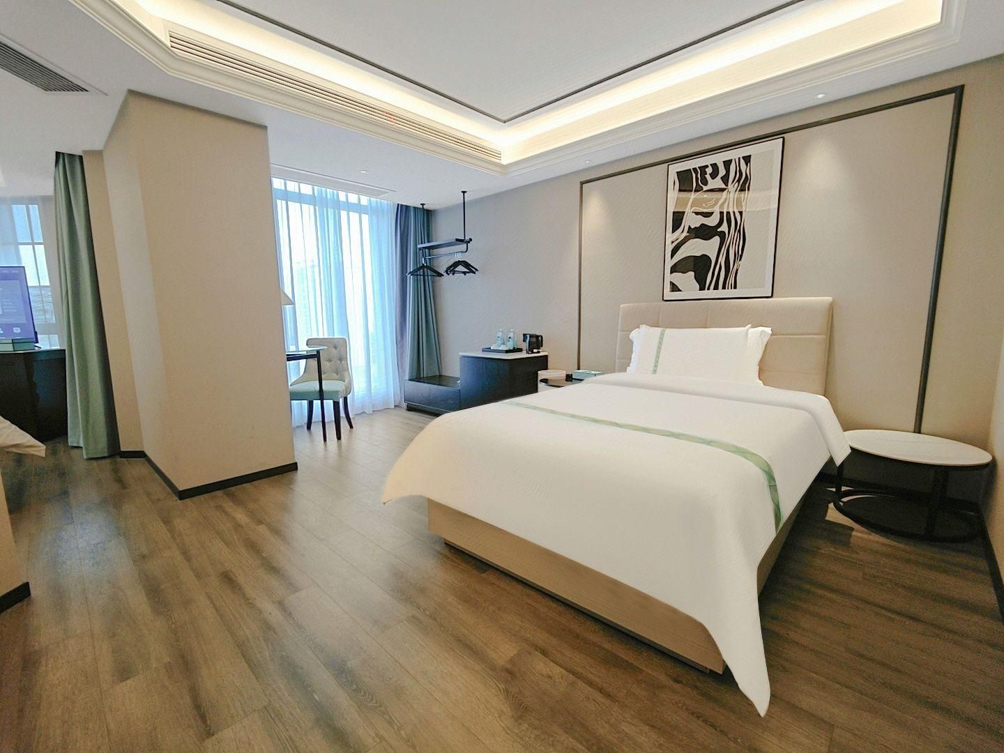 Xana - Family Room