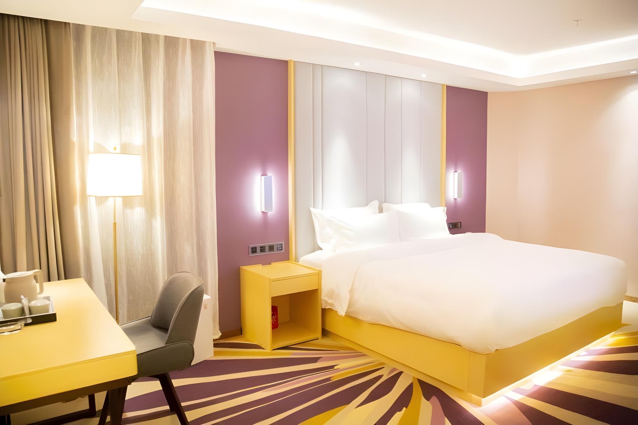WH - Deluxe Bed Room
