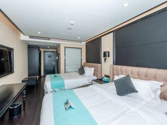 Xana - Deluxe Twin Room Bed Room