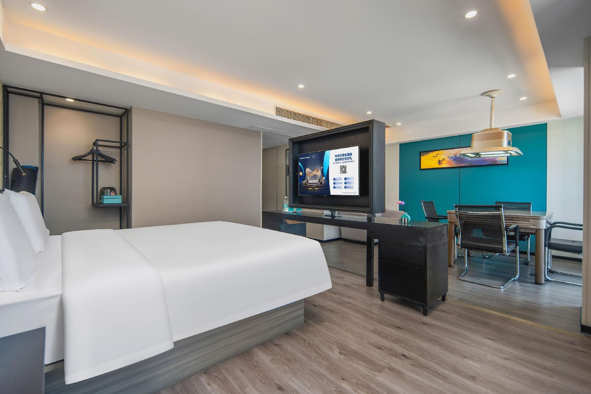 Xana - Deluxe Suite Room