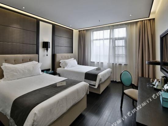 Xana - Deluxe Twin Room Bed Room