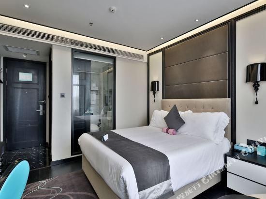 Xana - S Bed Room