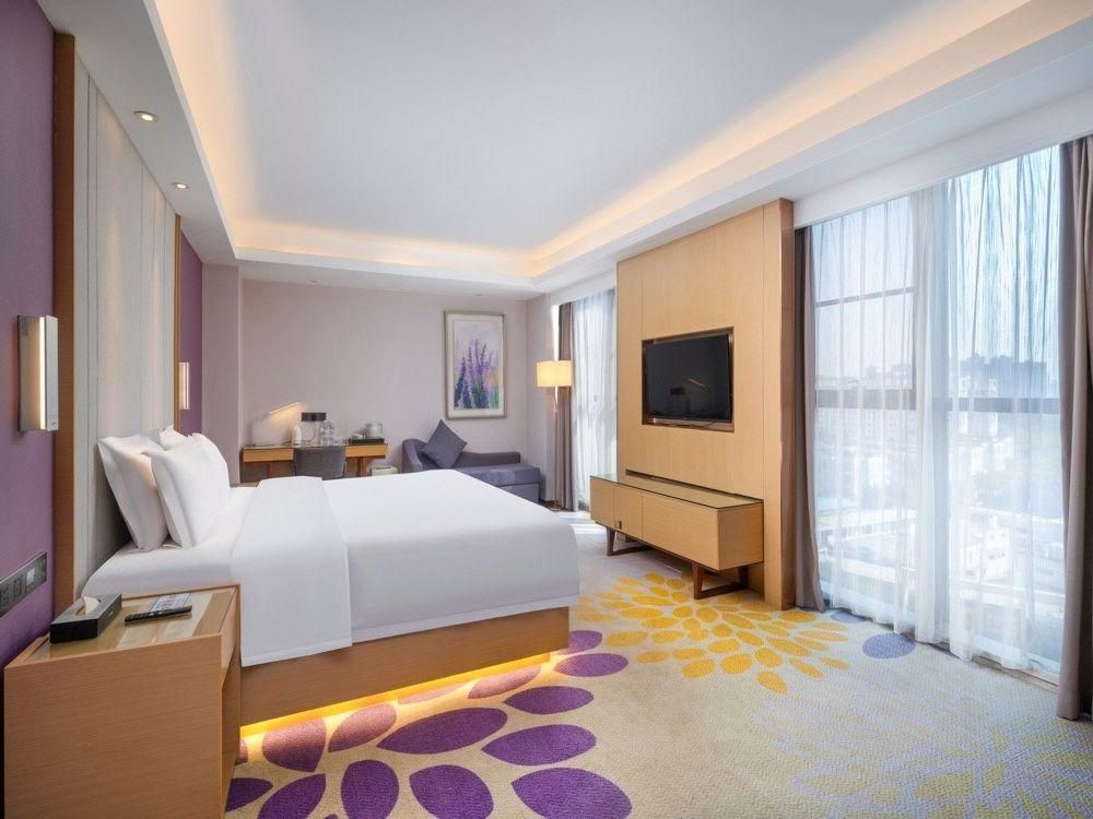 Queen Room with View