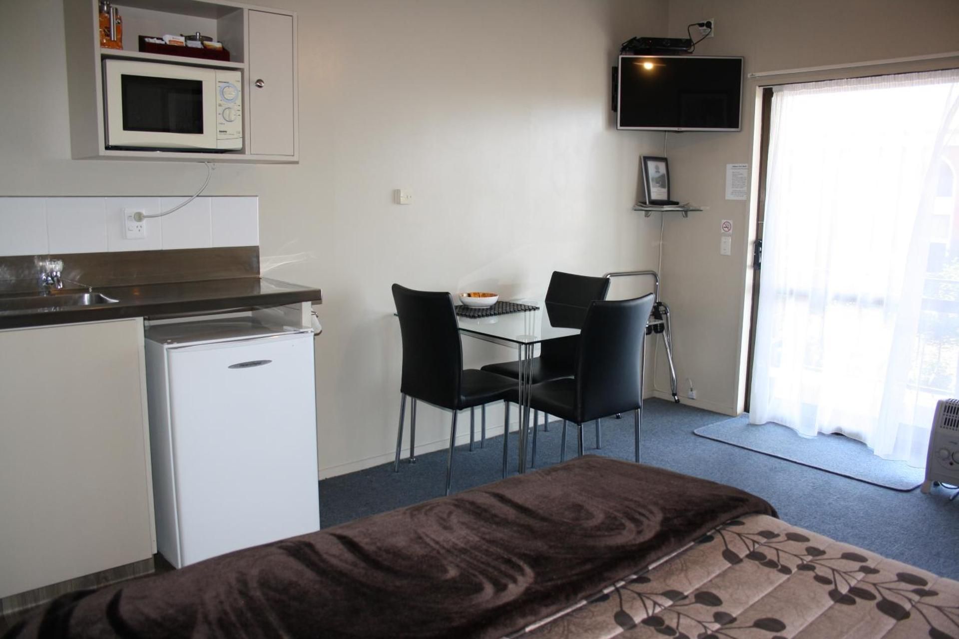 One-Bedroom Apartment - C