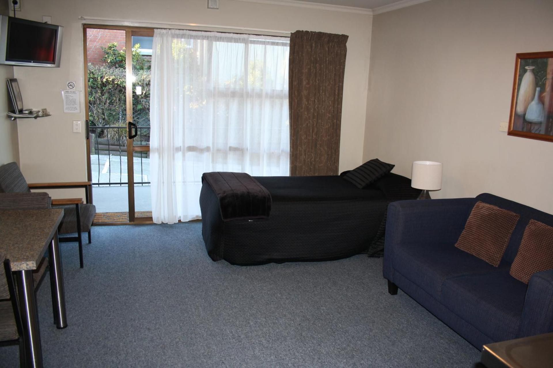 One-Bedroom Apartment - A