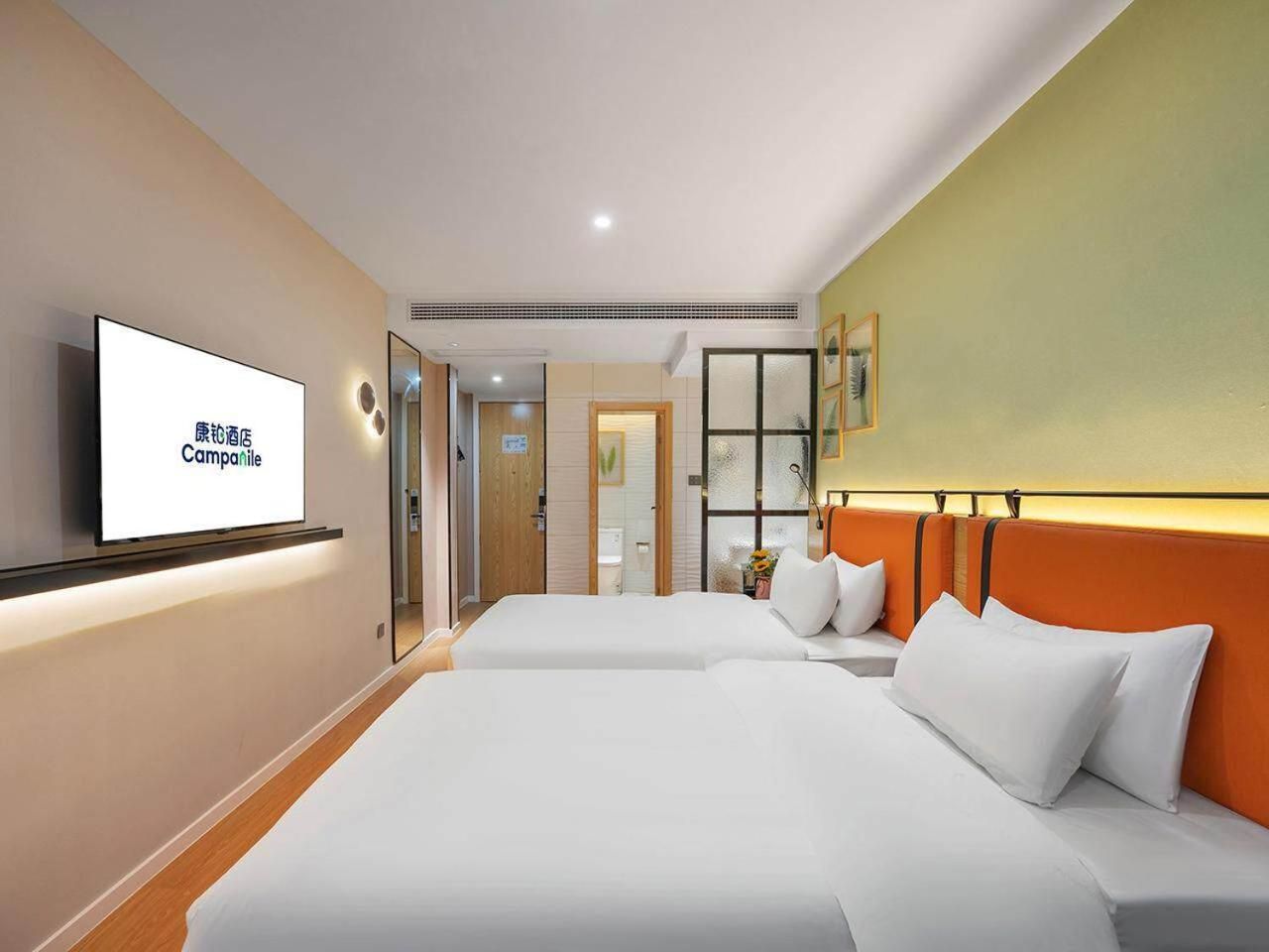 WH - Deluxe Room Twin