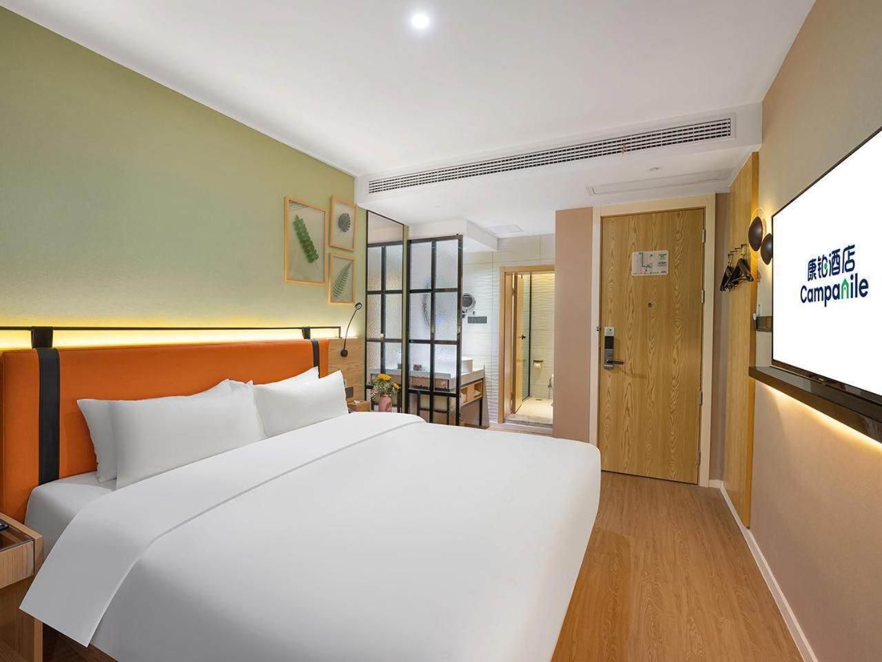 WH - Deluxe Bed Room