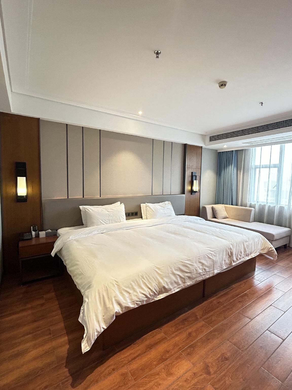 Superior Room, 1 King Size Bed