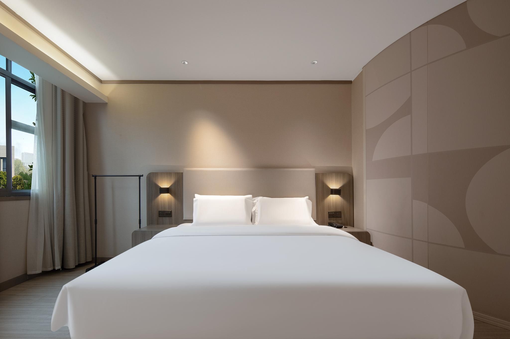 Queen Room A