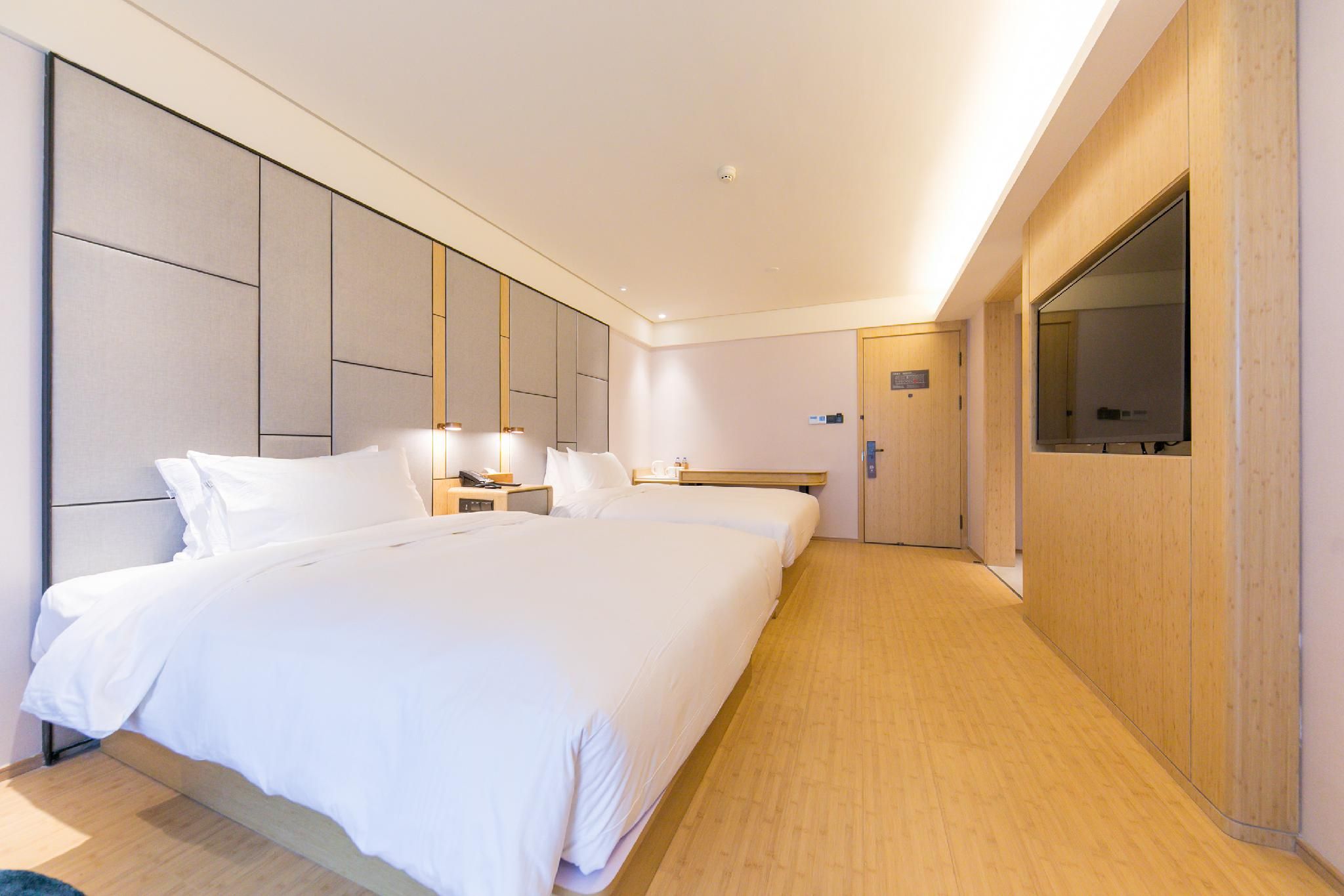Twin Business Room