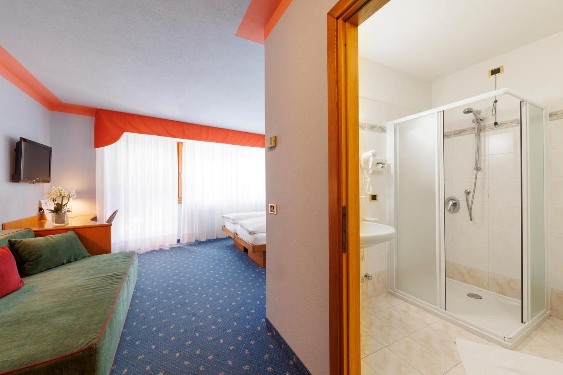 Superior Triple Room