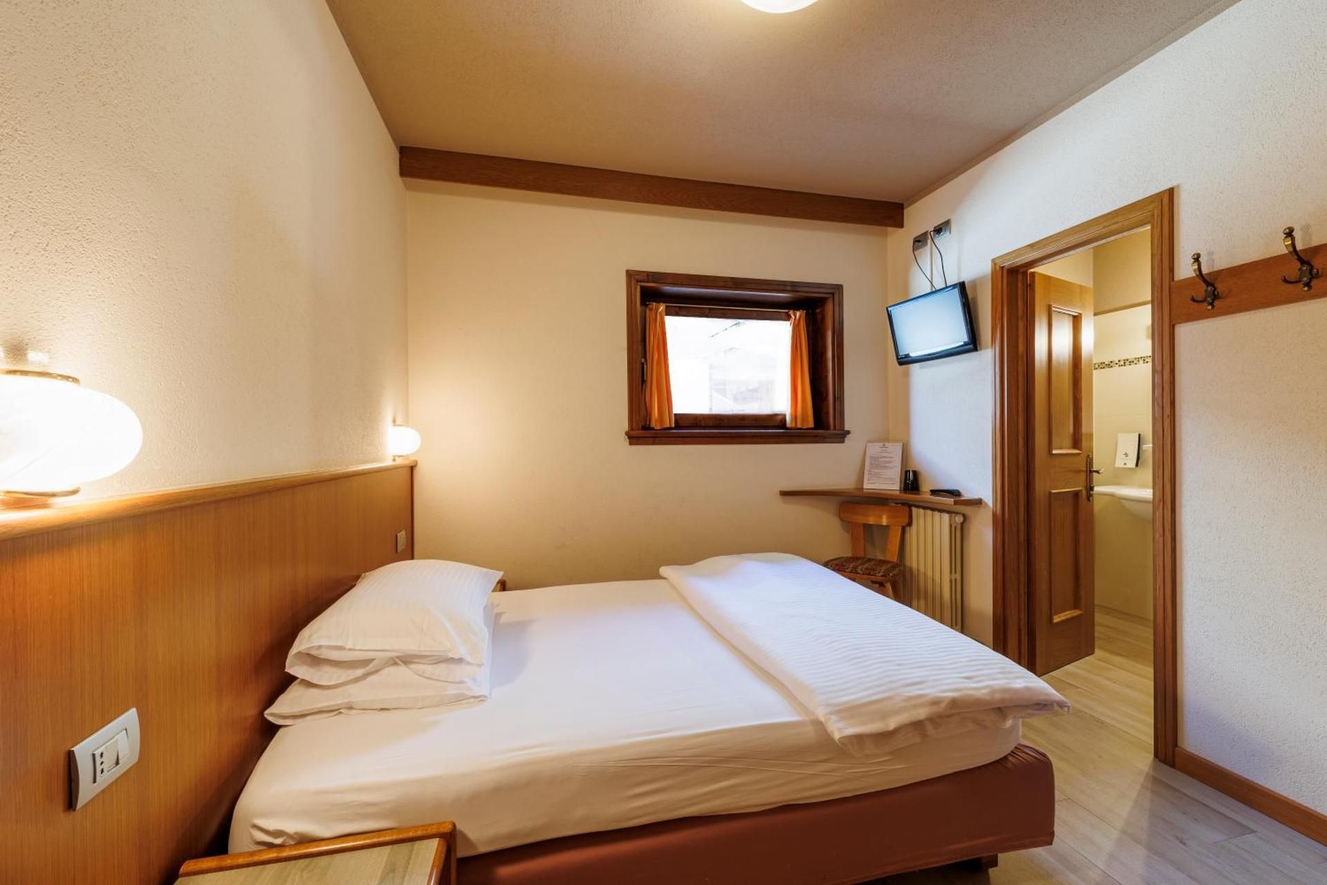 Single Room with Balcony