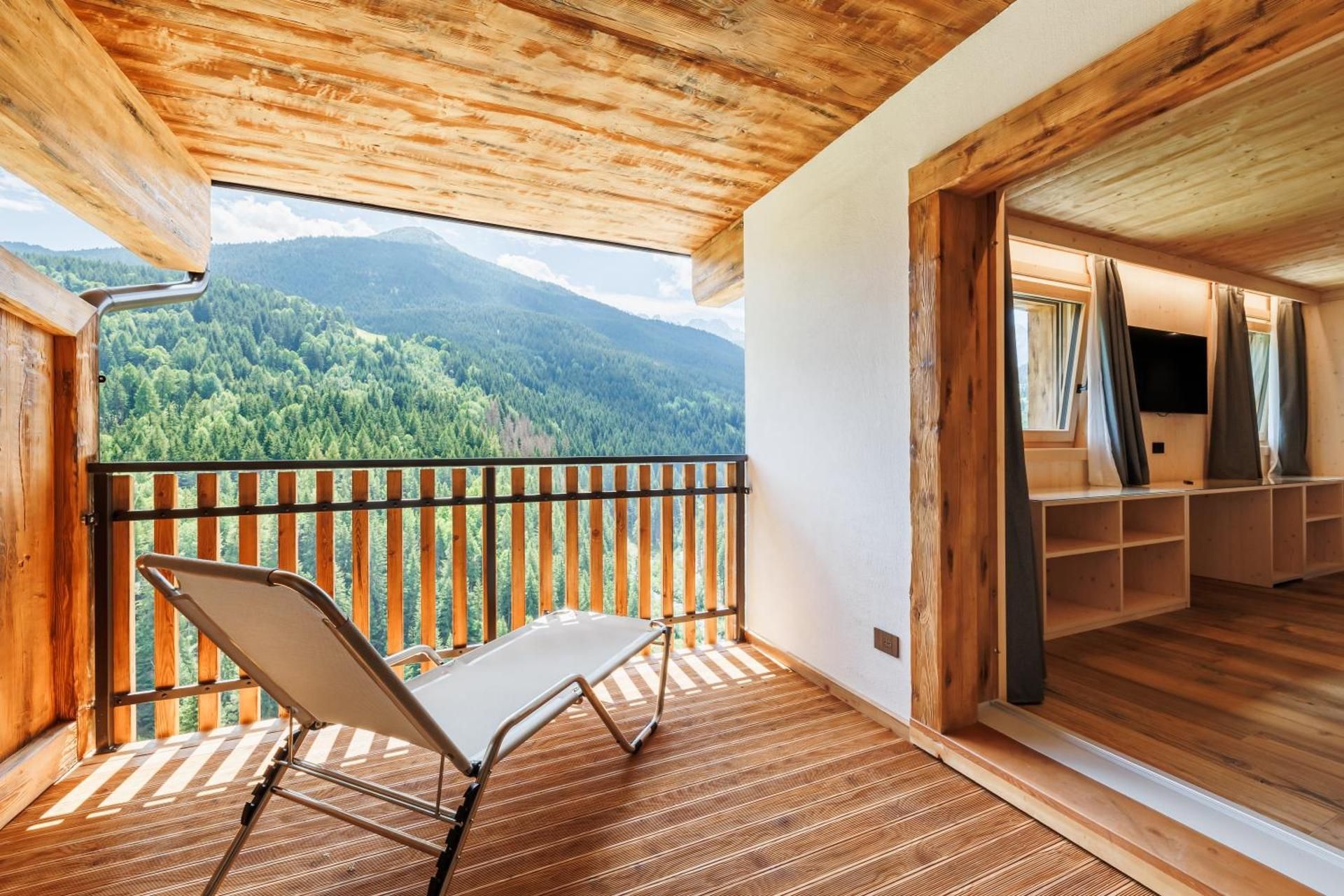Quadruple Room with Balcony