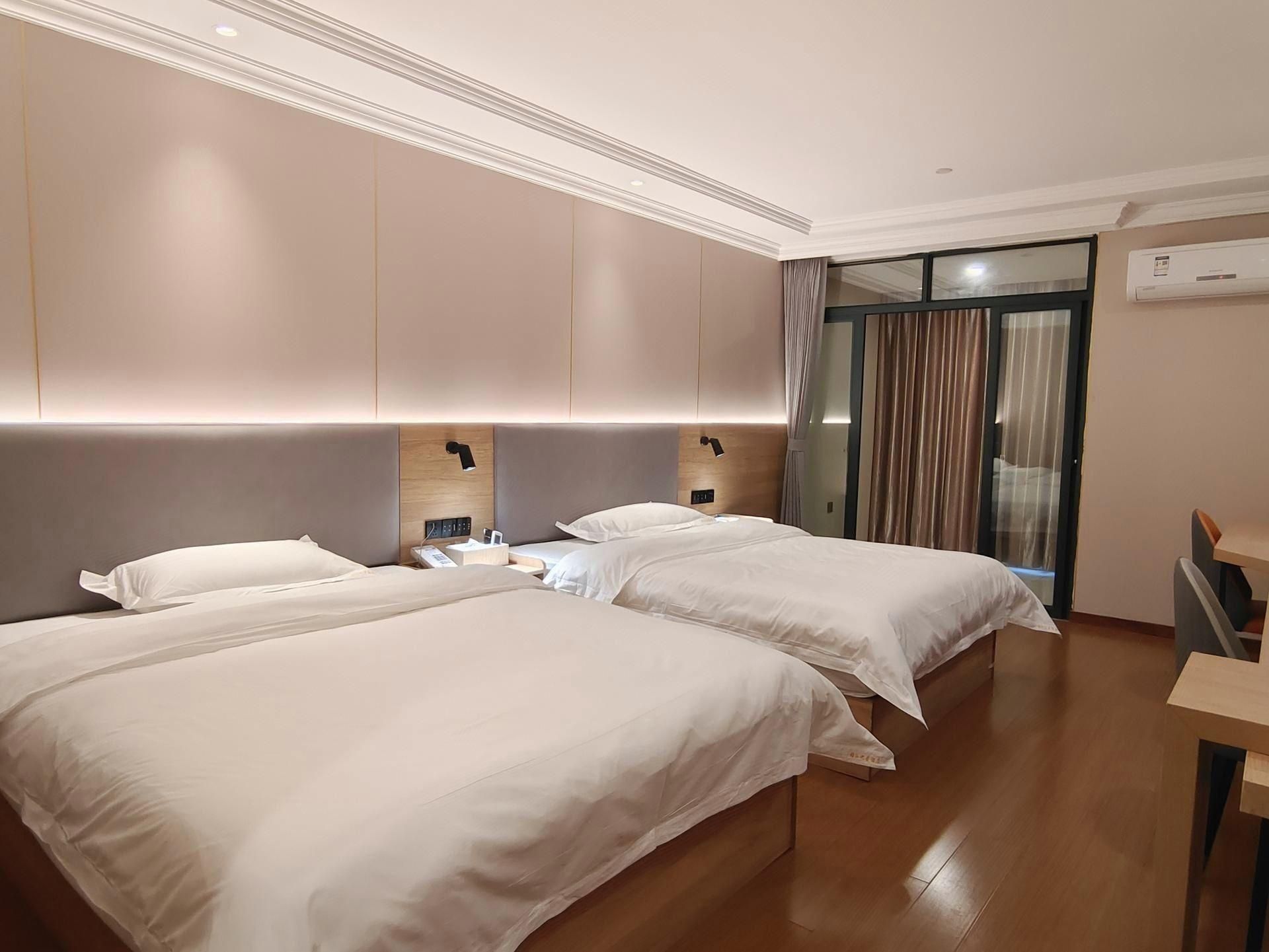 Business Standard Room B