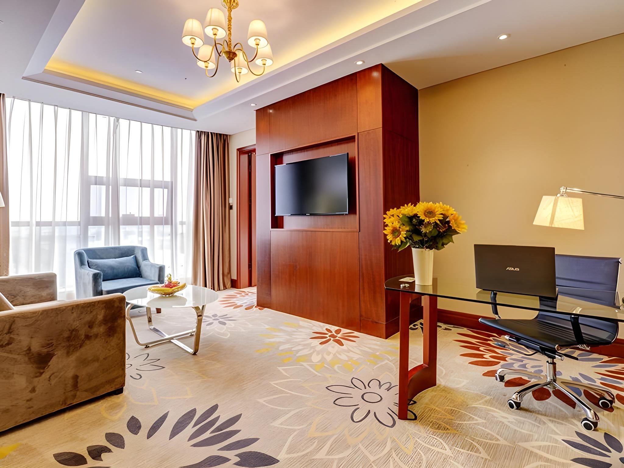 Suite with View