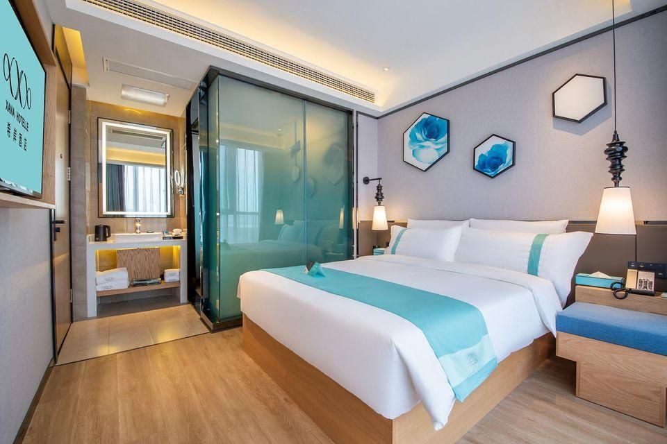 Xana - Elegant Room