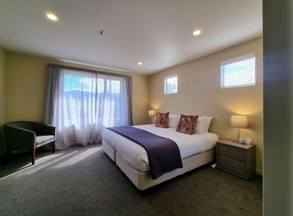 Three Bedroom Lodge