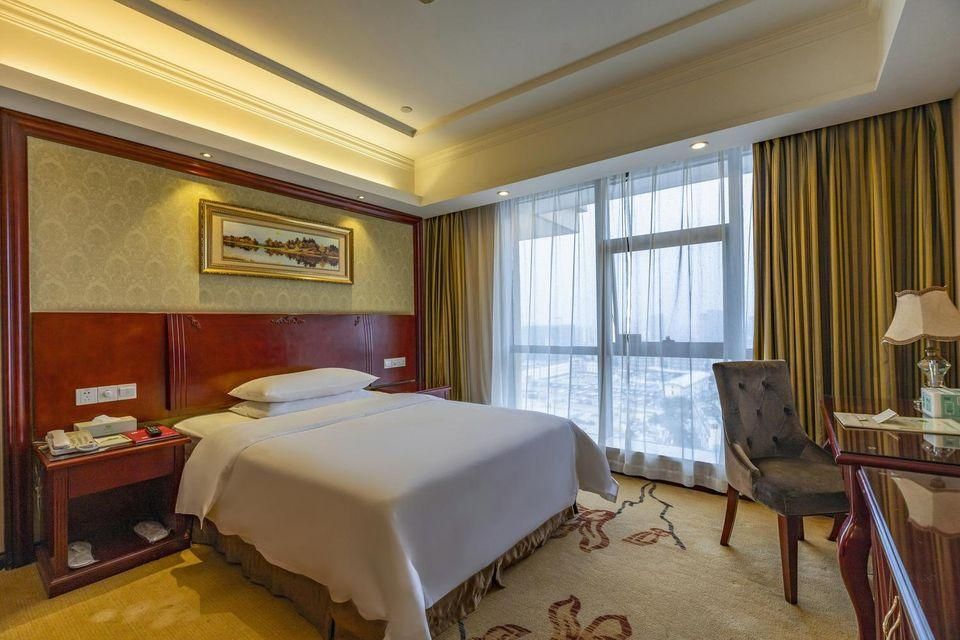 WH - Superior Bed Room