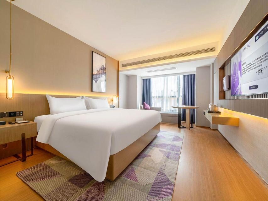 WH - Deluxe Bed Room
