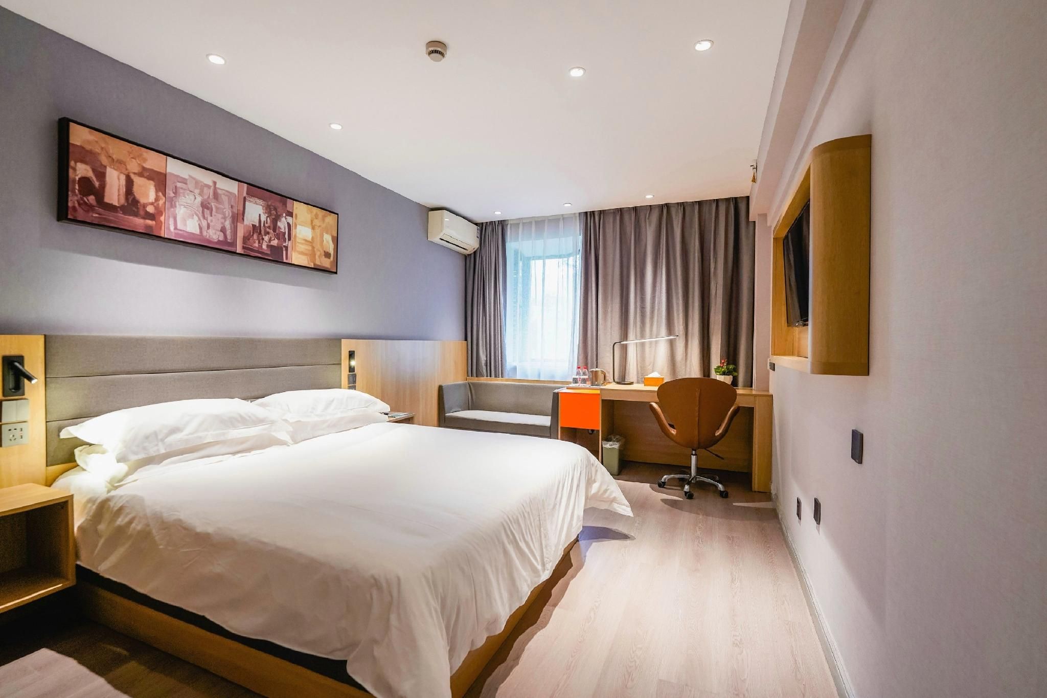 WH - Superior Bed Room