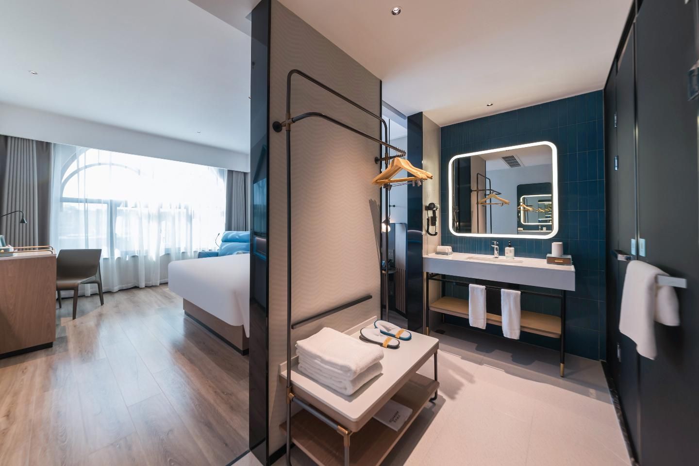 Dossen - Business Bed Room