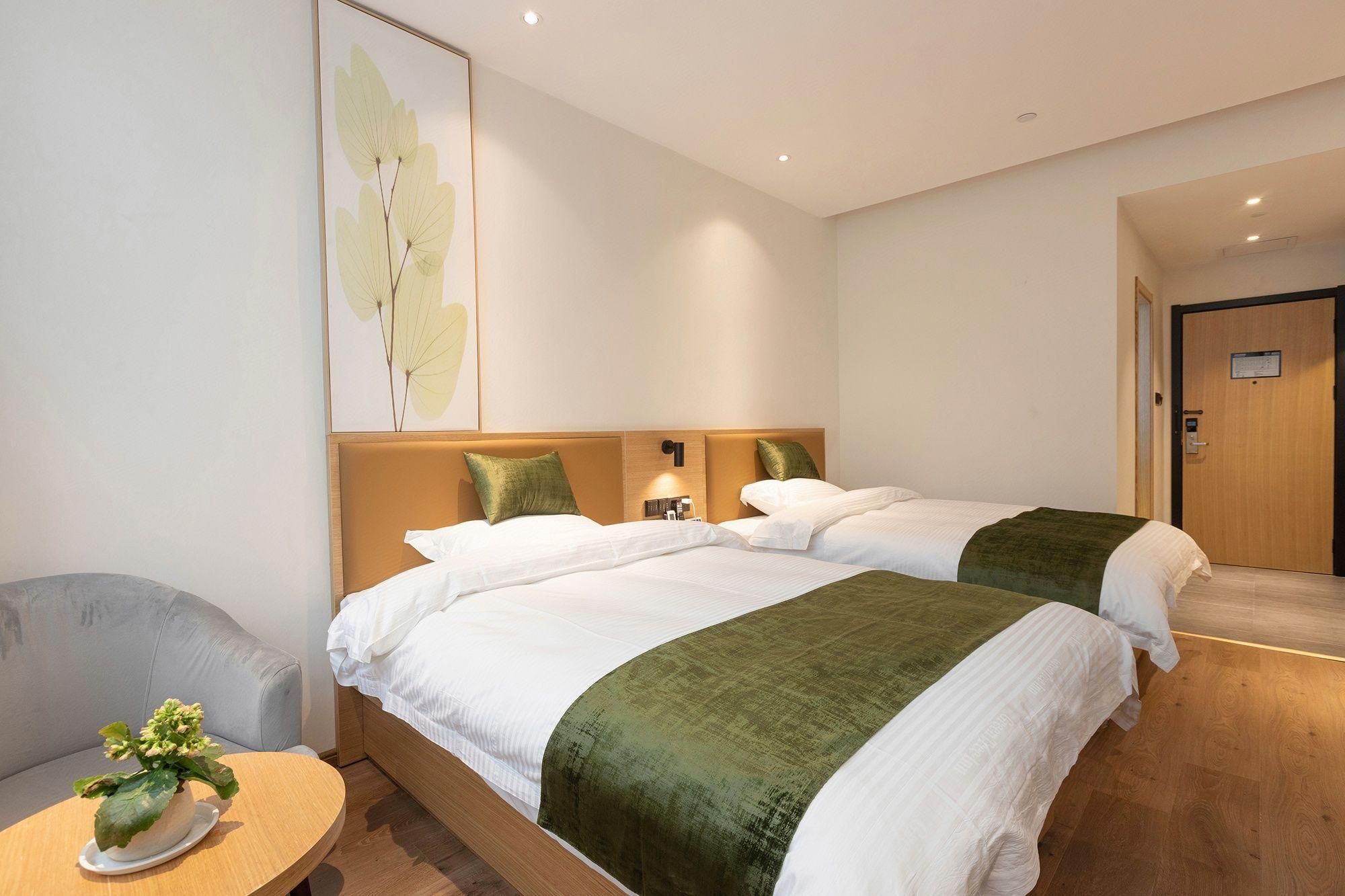 2 Bed Twin Superior Room