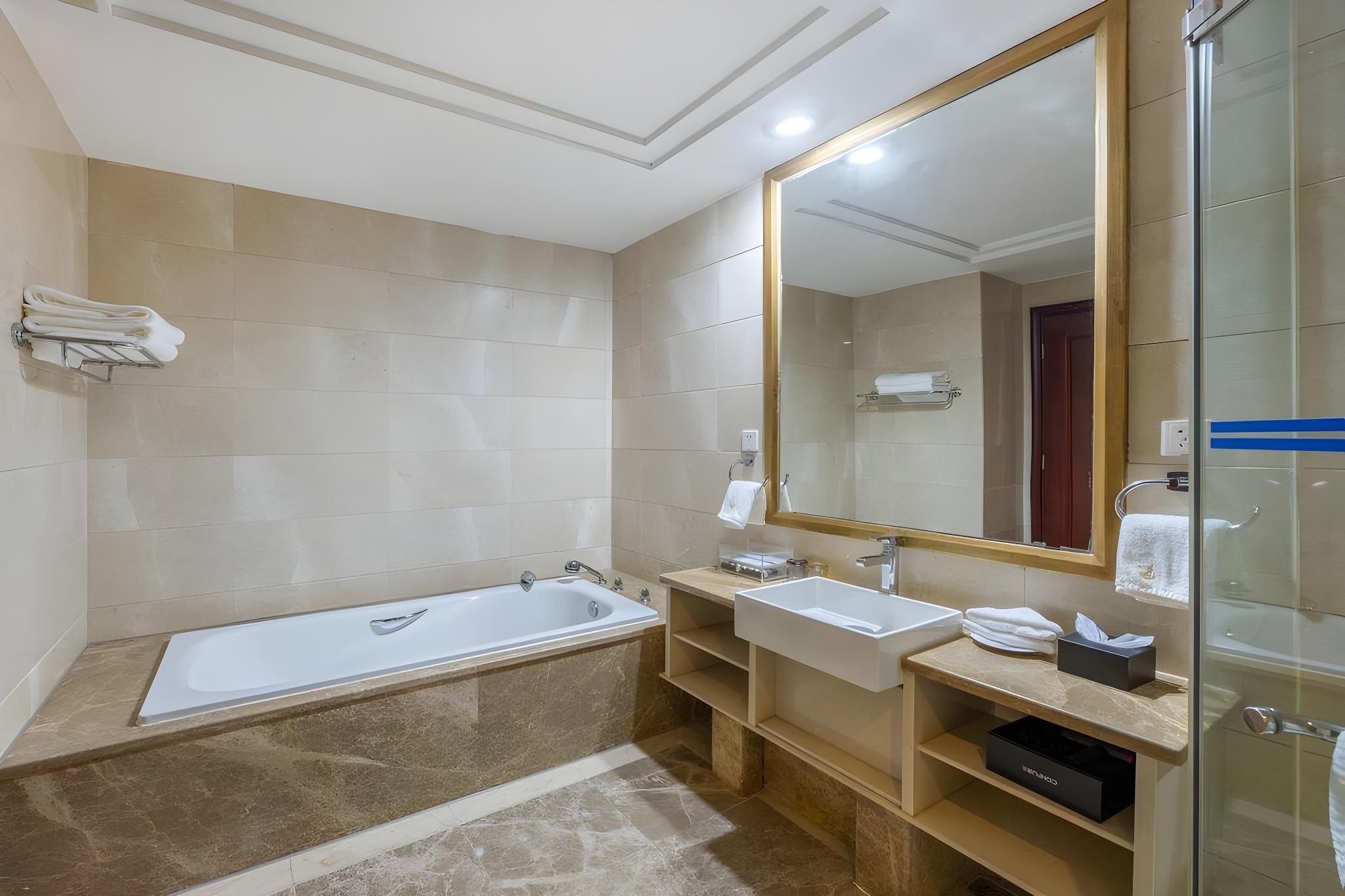 Executive Suite (Building 11)