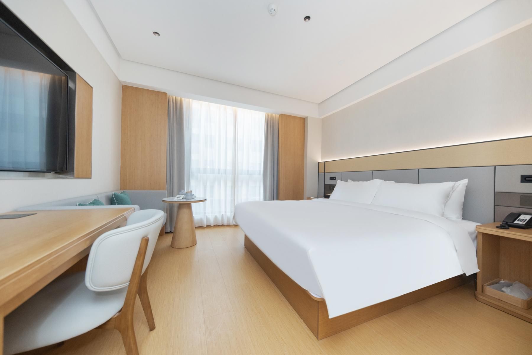 Huazhu - Superior BedRoom