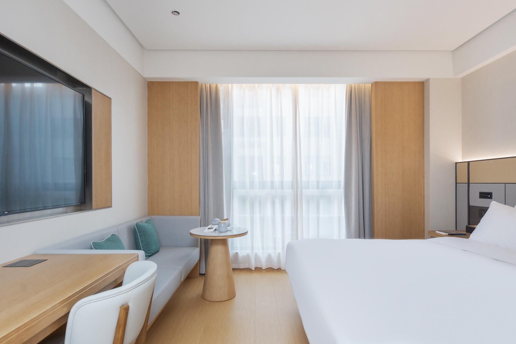 Huazhu - Superior BedRoom