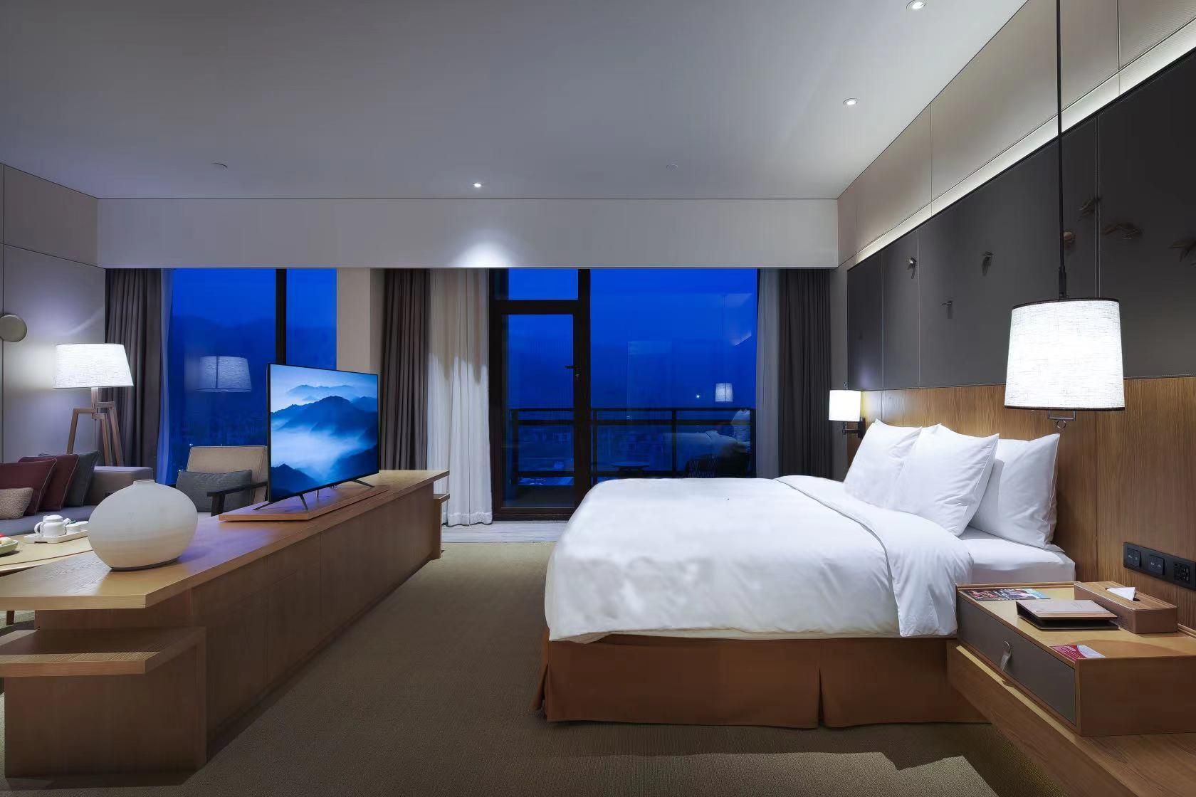 Crowne Plaza Superior Suite