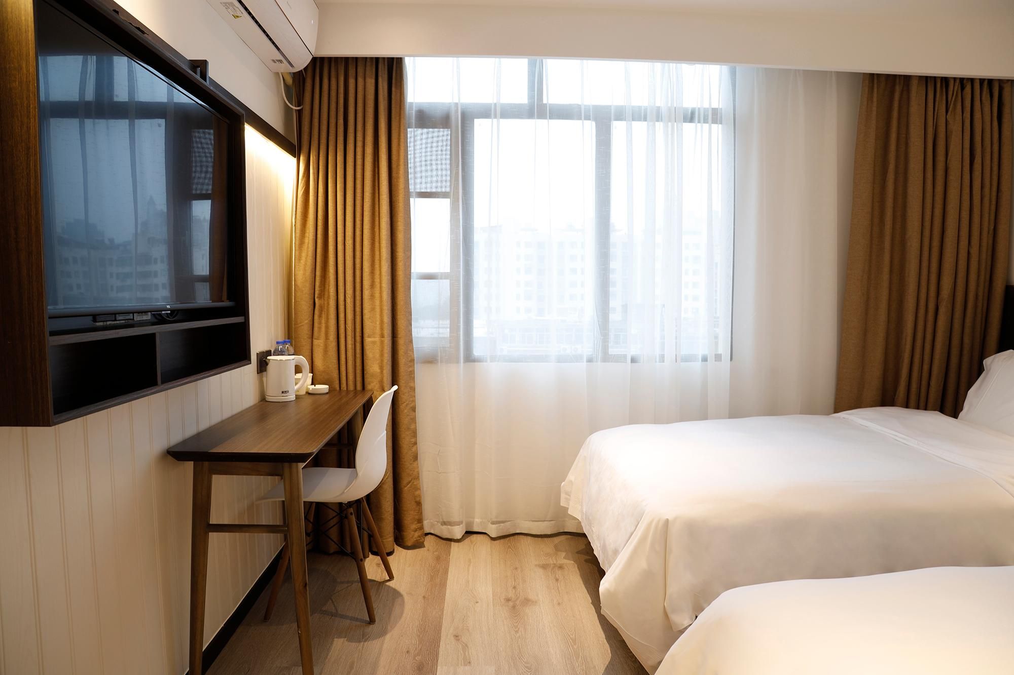 Huazhu - Twin Room