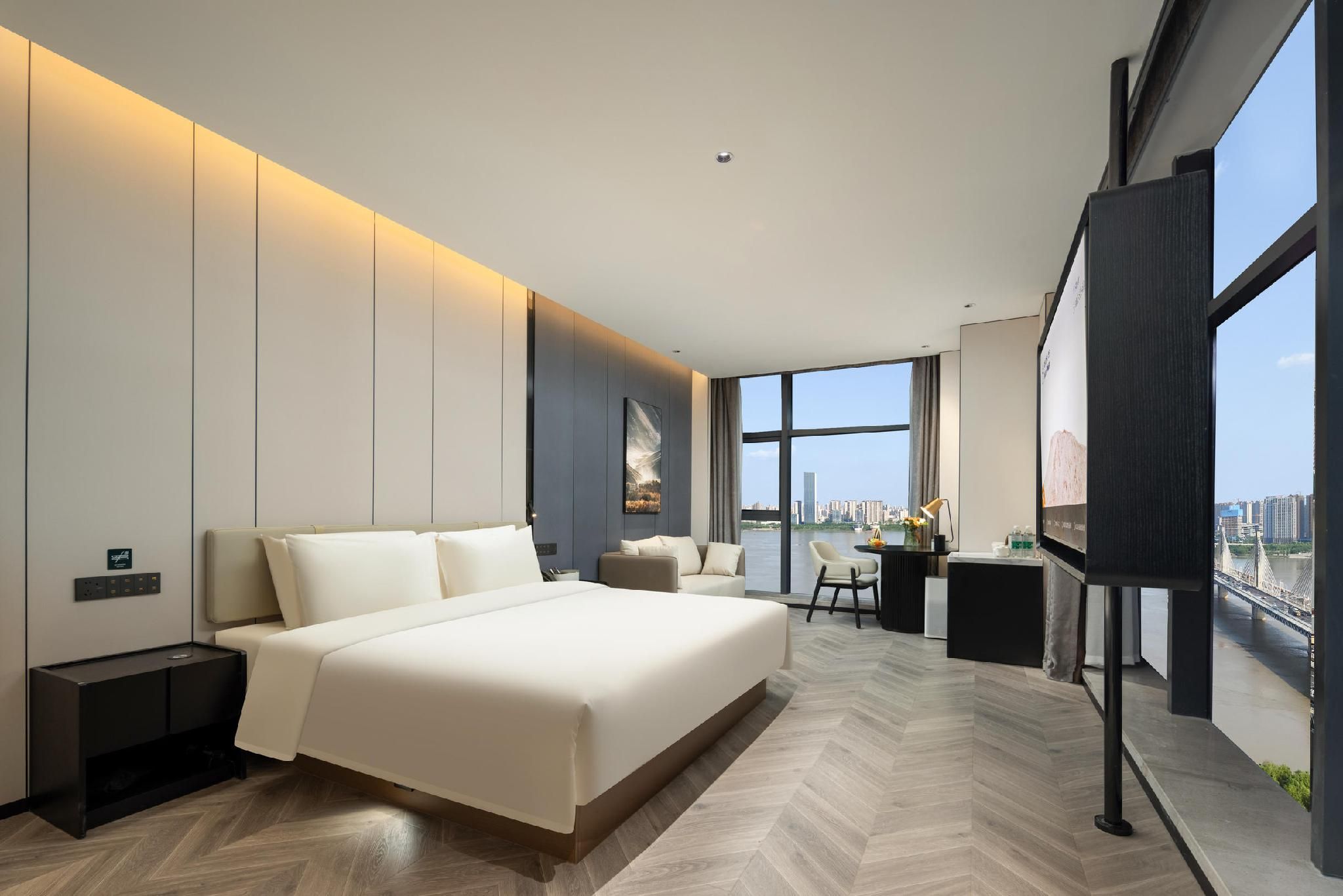 Executive King Room with River View
