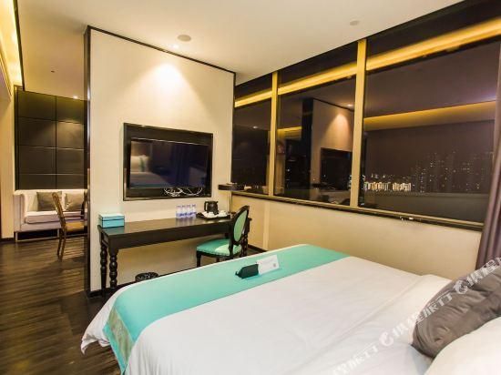 Xana - Deluxe Suite Room