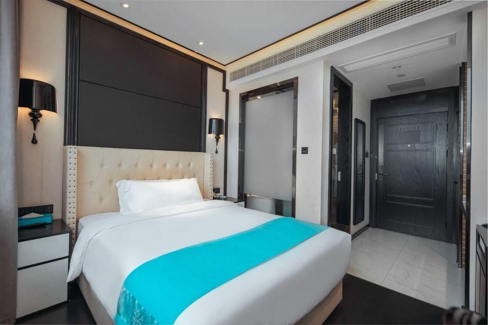 Xana - Elegant Room