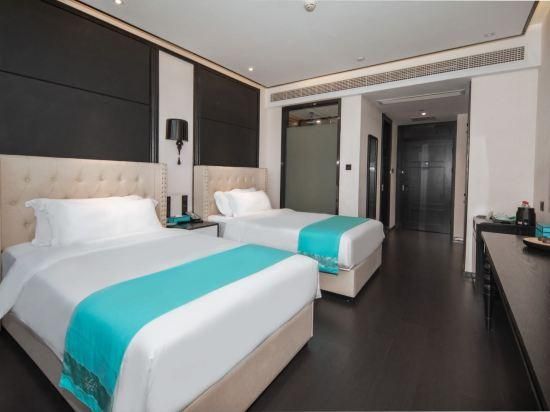 Xana - Deluxe Twin Room Bed Room