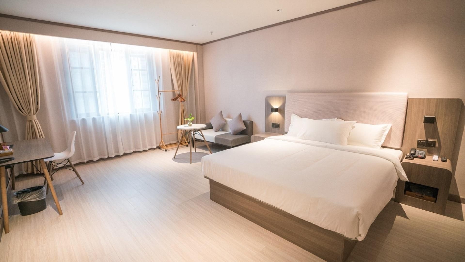 Huazhu - Superior BedRoom